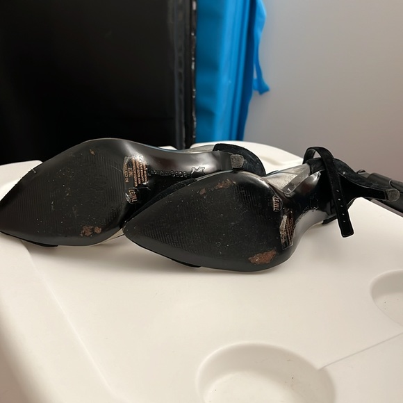 Bcbg heels - Picture 3 of 4